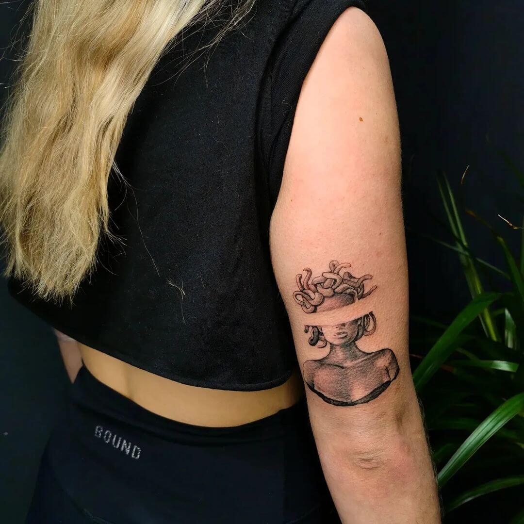 Becca Mills @becca.mills.tattoos