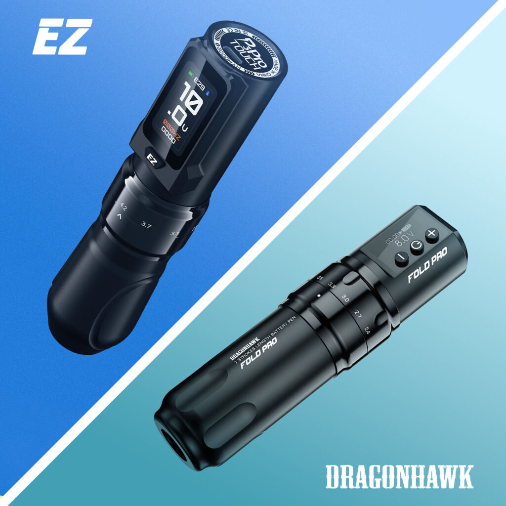 De EZ P3 Pro Touch en de Dragonhawk Fold Pro tattoo pen machine.